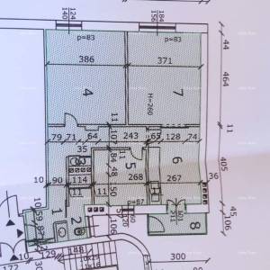 Pula – renoviran dvosobni stan u centru, 72,83 m². Stan se nalazi na glavnoj  tržnici.