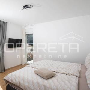 PULA, VALDEBEK – SMART-HOME villa s jacuzzijem na top lokaciji!