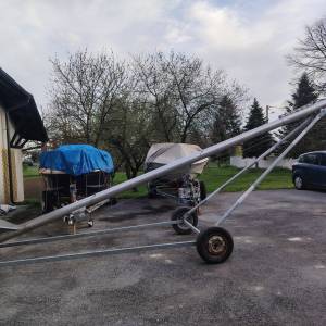 Pužni transporter (šneka)