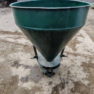 Rasipac za umjetno gnojivo