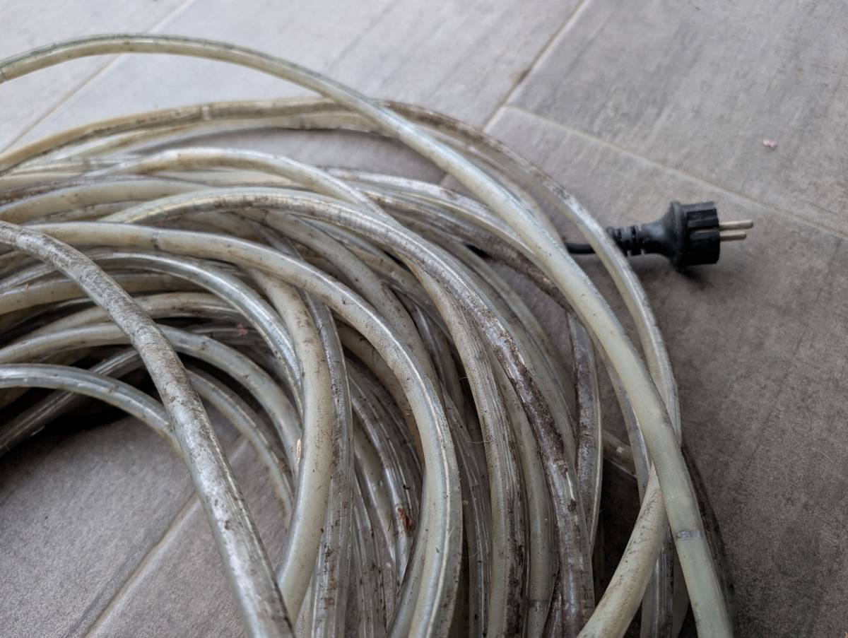 Rasvjetno crijevo 45 m – topla bijela (halogeno)