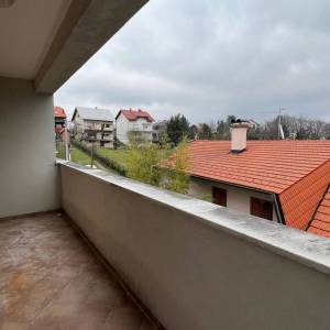 Remete, 3S stan 74m2 na mirnoj lokaciji, garaža i 2  parkirna mjesta