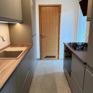 Remete, 3S stan 74m2 na mirnoj lokaciji, garaža i 2  parkirna mjesta