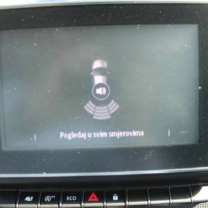 Renault Trafic 2.0 dCi *NAVIGACIJA*