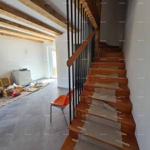 Renovirana kamena kuća s bazenom – mirno selo blizu Svetvinčenta