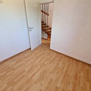 Renovirana kamena kuća s bazenom – mirno selo blizu Svetvinčenta