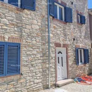 Renovirana kamena kuća s bazenom – mirno selo blizu Svetvinčenta