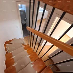 Renovirana kamena kuća s bazenom – mirno selo blizu Svetvinčenta