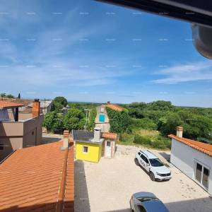 Renovirana kamena kuća s bazenom – mirno selo blizu Svetvinčenta