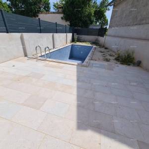 Renovirana kamena kuća s bazenom – mirno selo blizu Svetvinčenta