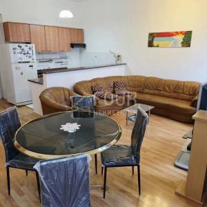 Rijeka, Centar, 117.63m2, 3s+db, balkon