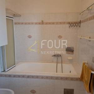 Rijeka, Centar, 117.63m2, 3s+db, balkon