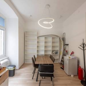 Rijeka, centar - Poslovni prostor za najam u blizini kazališta