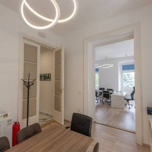 Rijeka, centar - Poslovni prostor za najam u blizini kazališta