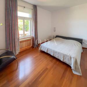 Rijeka, Kantrida, stan i garsonijera u kući na samoj morskoj obali, vlastiti izlaz na more