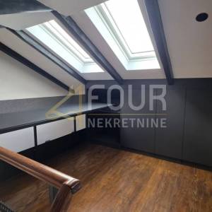 Rijeka, širi Centar, 1s+db s galerijom, balkon