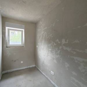 RIJEKA, ŠKURINJE - Krajnja kuća u nizu s tri sobe