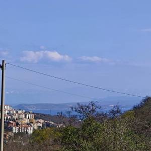 RIJEKA, ŠKURINJE - Kuća u nizu s tri sobe