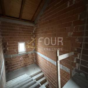 Rijeka, Srdoči, novogradnja, etaža, 3s+db, balkon