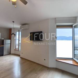 Rijeka, Turnić, 37.40m2, garsonijera, pogled na more