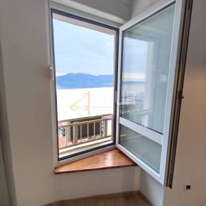 Rijeka, Turnić, 37.40m2, garsonijera, pogled na more