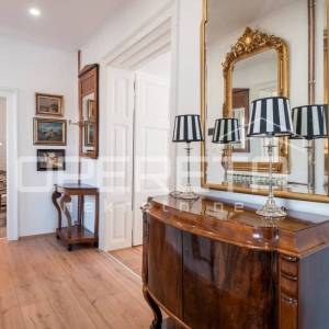 Rijetka povijesna kuća u samom centru grada