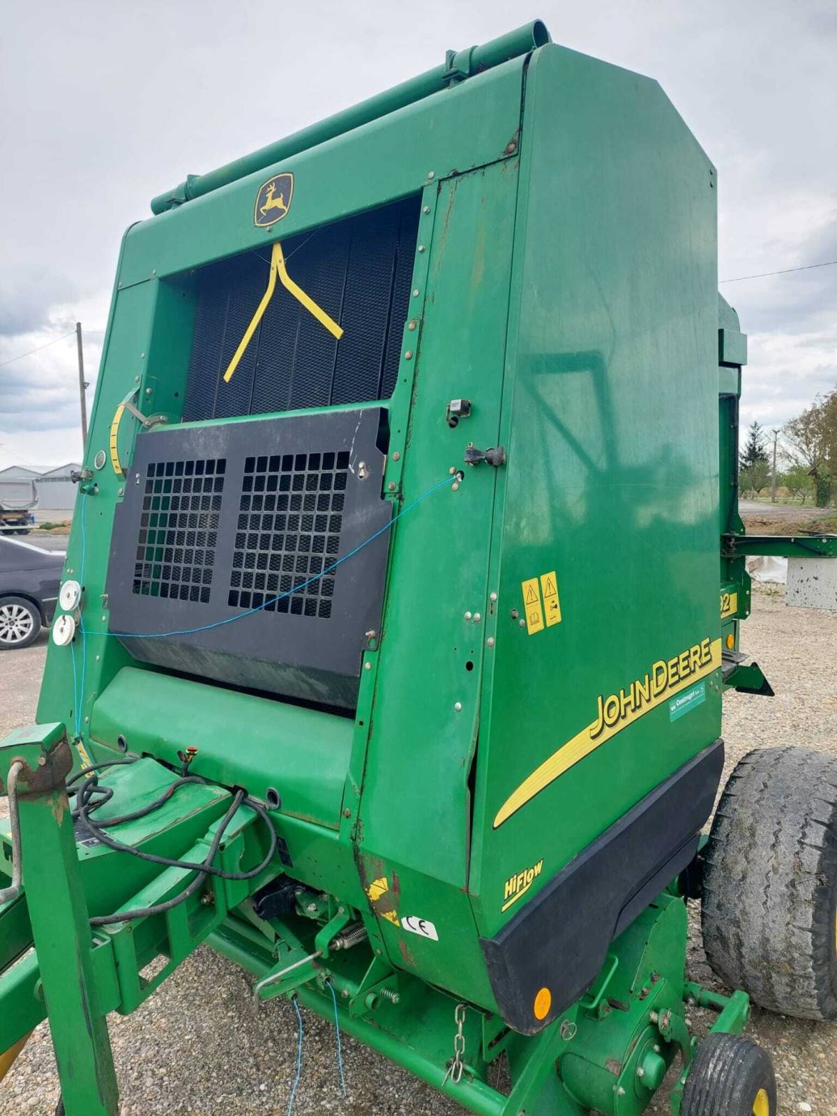 Rolo balirka John Deere 592