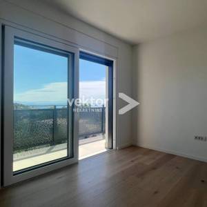 Rubeši, 3-soban s dnevnim boravkom u novogradnii s garažom i okućnicom