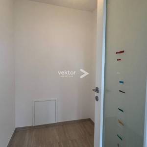 Rubeši, 3-soban s dnevnim boravkom u novogradnii s garažom i okućnicom