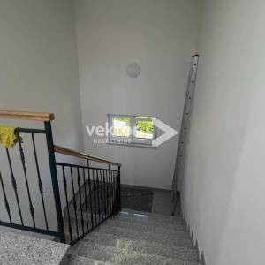 Rubeši, 3-soban s dnevnim boravkom u novogradnii s garažom i okućnicom