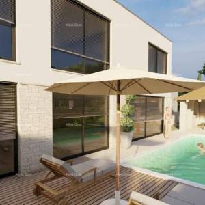 Sa bazenom! Novogradnja!  Ližnjan.