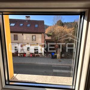 Samobor poslovni prostor 200 m2, 7 prostorija, režije uključene