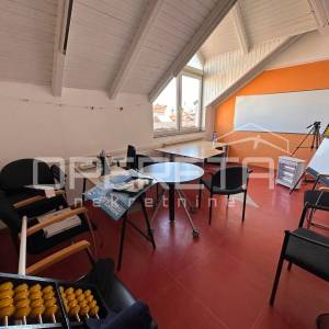 Samobor poslovni prostor 200 m2, 7 prostorija, režije uključene