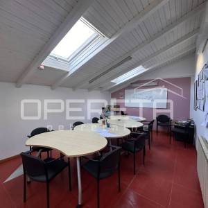 Samobor poslovni prostor 200 m2, 7 prostorija, režije uključene