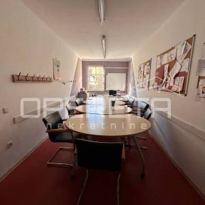 Samobor poslovni prostor 200 m2, 7 prostorija, režije uključene