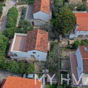 Samostojeća kuća s pogledom na more