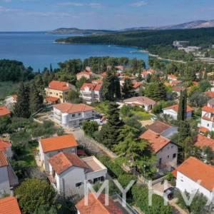 Samostojeća kuća s pogledom na more