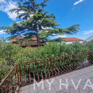 Samostojeća kuća s pogledom na more