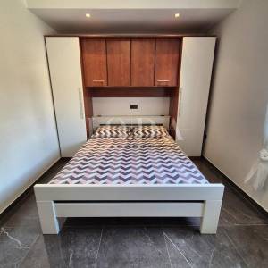 Samostojeća prizemnica s bazenom