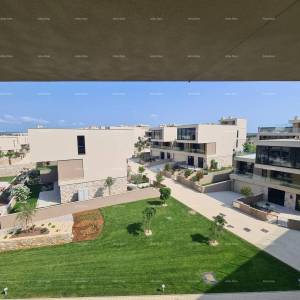 Samostojeća vila -tip 4, s krovnim bazenom, Umag!