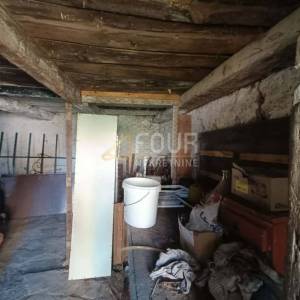 Šapjane, stara kamena kuća