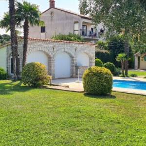 Šarmantna kuća u Banjolama, blizu mora i centra, idealna za obitelj ili vikendicu