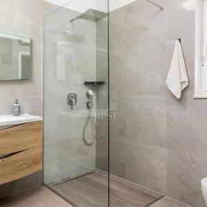 Savičenta, prekrasna moderna prizemnica s bazenom