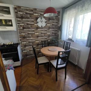 Sesvete-Selčina, stan 55m2 s balkonom, blizina svih sadržaja