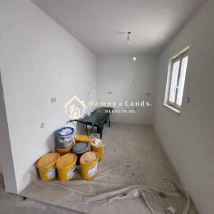 Sesvete,3-S(S2)96m2 u visokom prizemlju s vrtom,liftom,parkingom 