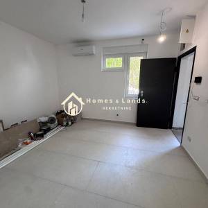 Sesvete,Badelov  Brijeg,2-soban PP 29m2 u prizemlju s dva parkinga