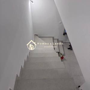 Sesvete,centar,3-Ssoban dvoetažni stan 92m2(S1G4) s vrtom i parkingom