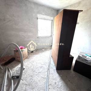 Sesvete,Lužan,kuća 3-katnica nedovršena 163m2 s garažom i okućnicom