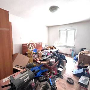 Sesvete,Lužan,kuća 3-katnica nedovršena 163m2 s garažom i okućnicom