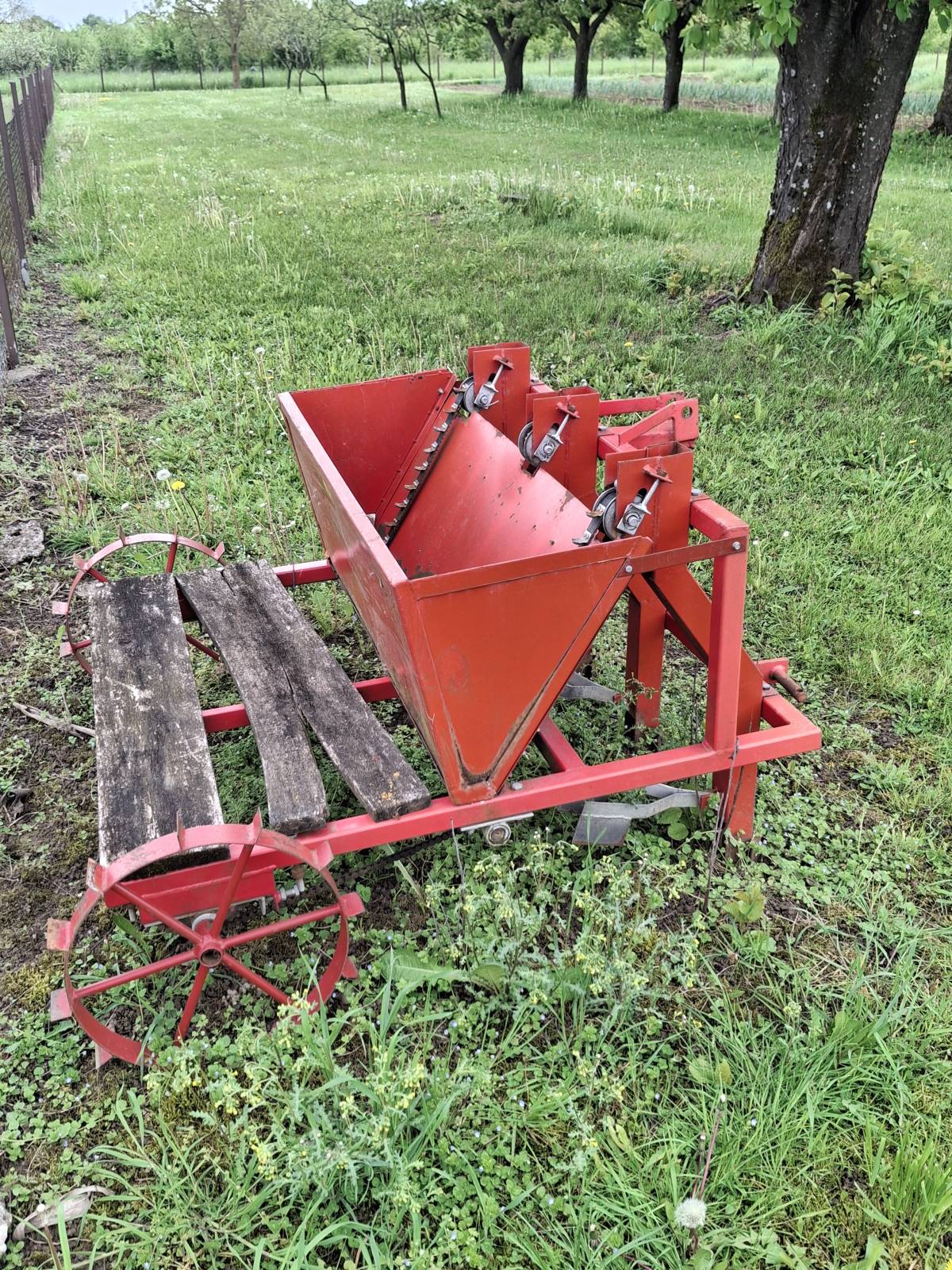 Sijačica za luk i češnjak